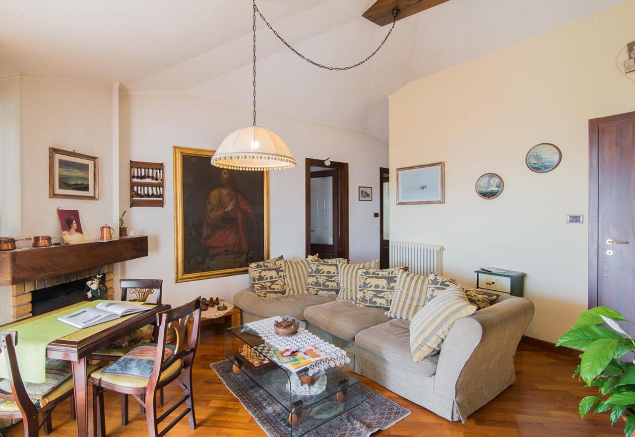 La Mansarda Delle Meraviglie B&B Superior 的里雅斯特 外观 照片